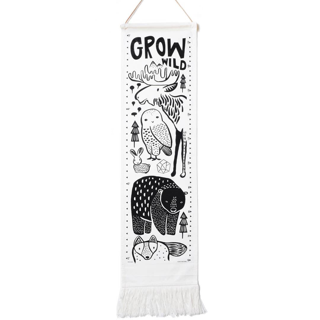 Canvas Growth Chart - Nordic Animals