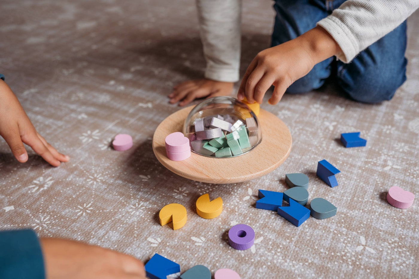 UFO Wooden Balance Game