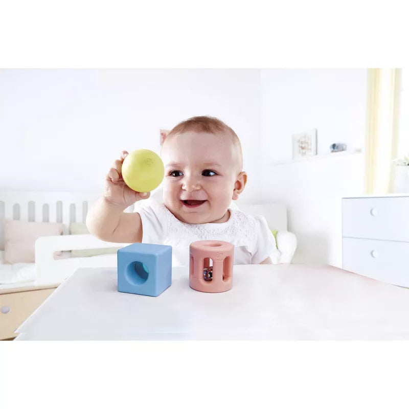 Trio Geometric Rattle