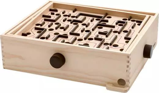 Labyrinth Game