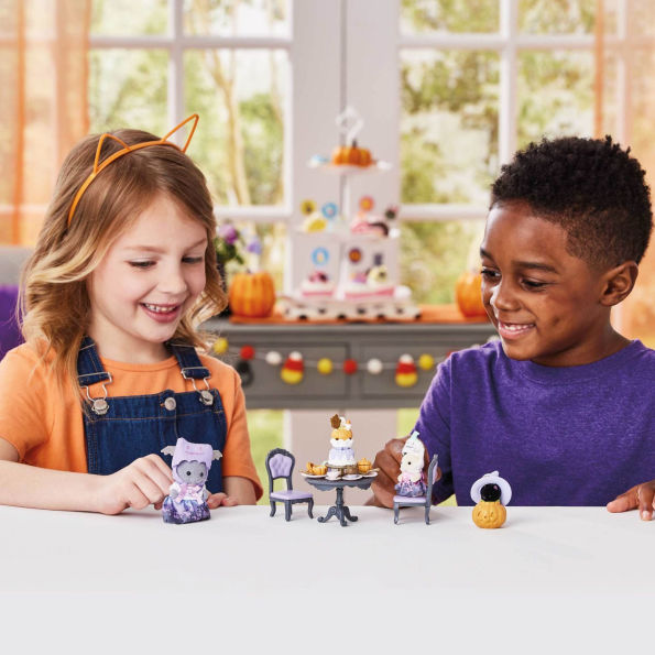 Calico Critters - Baby Halloween Surprise
