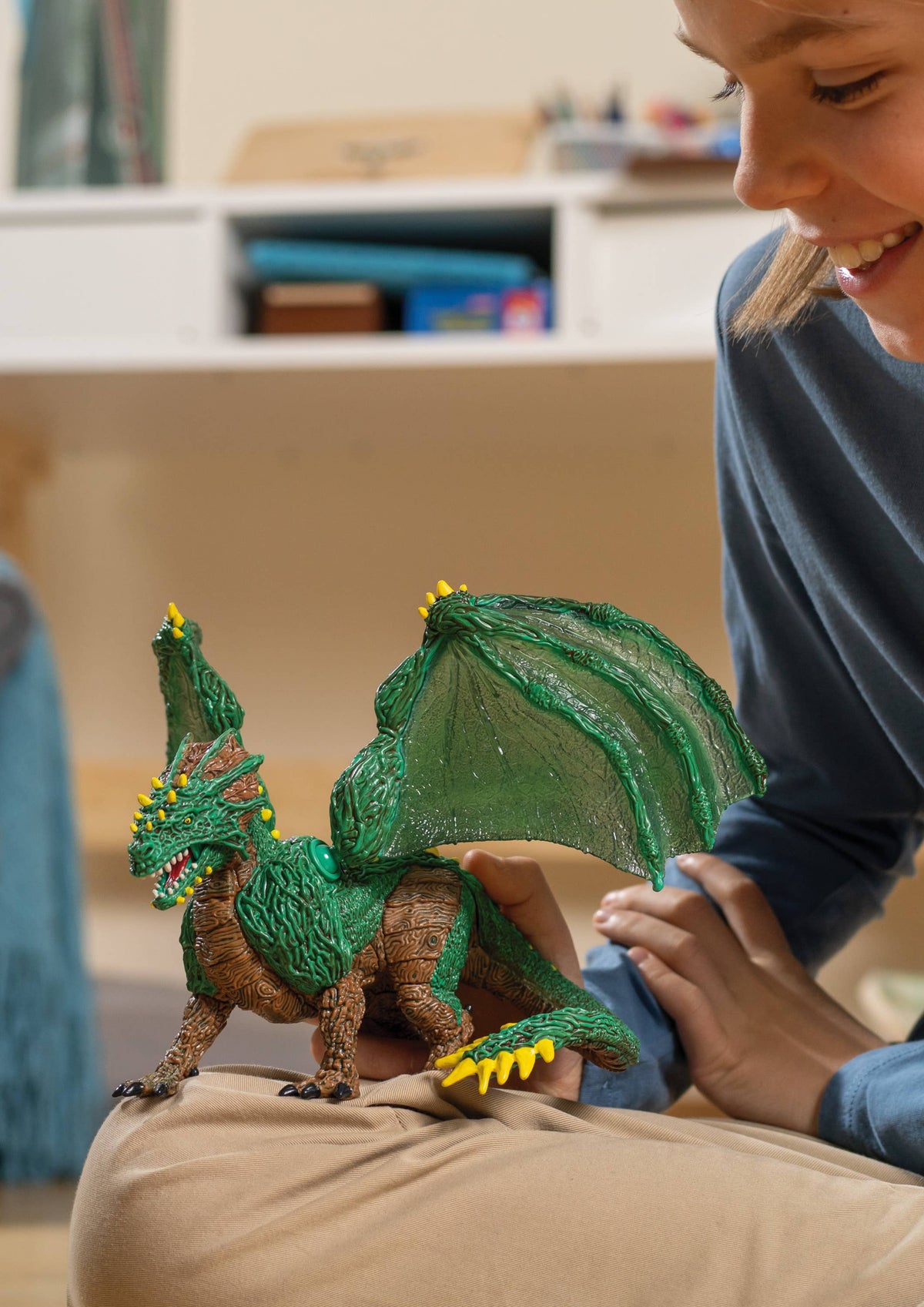 Jungle Dragon with Movable Wings