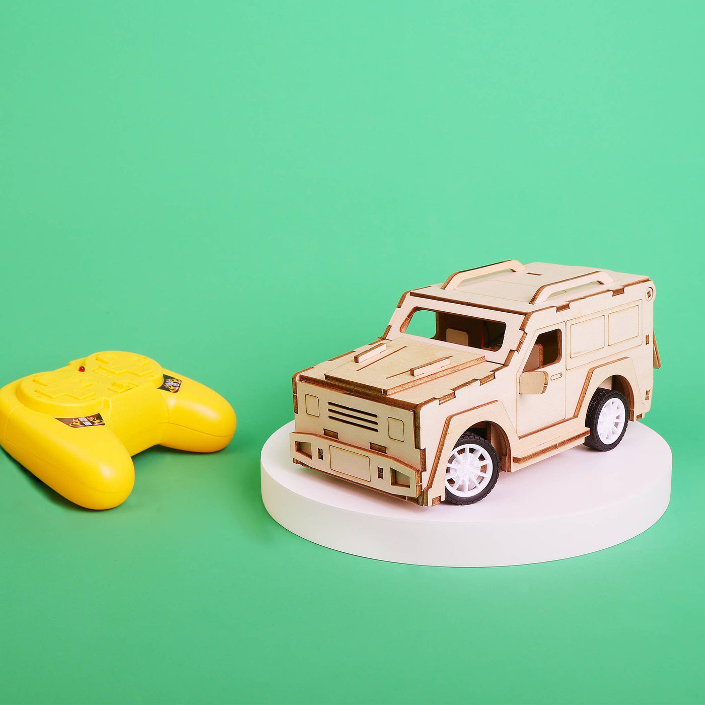 Remote Controlled SUV DIY Kit