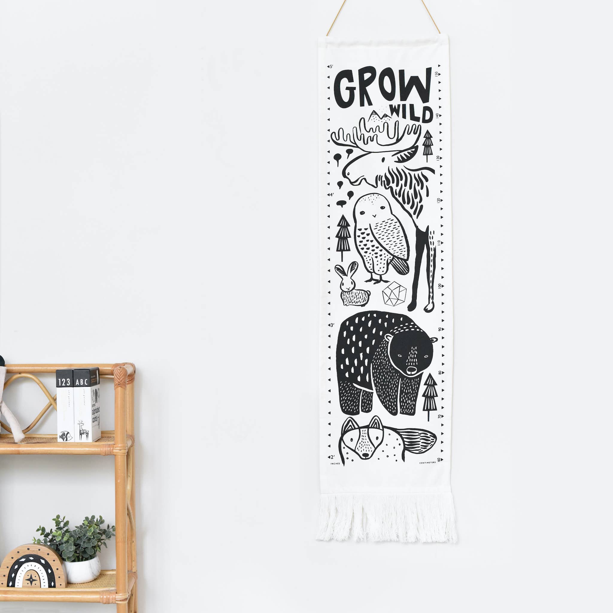 Canvas Growth Chart - Nordic Animals