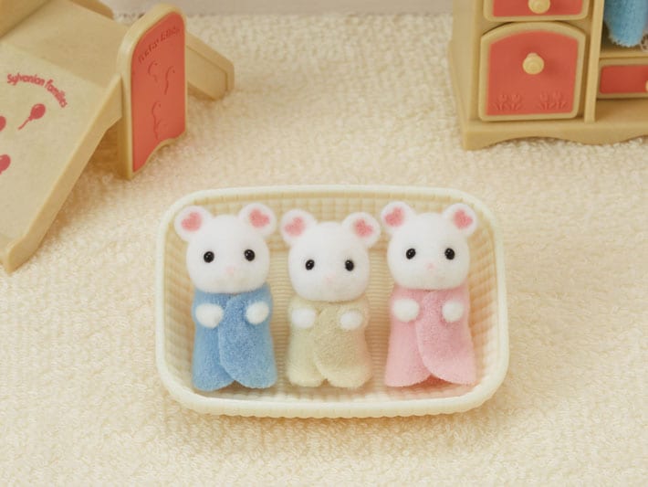 Calico Critters - Marshmallow Mouse Triplets